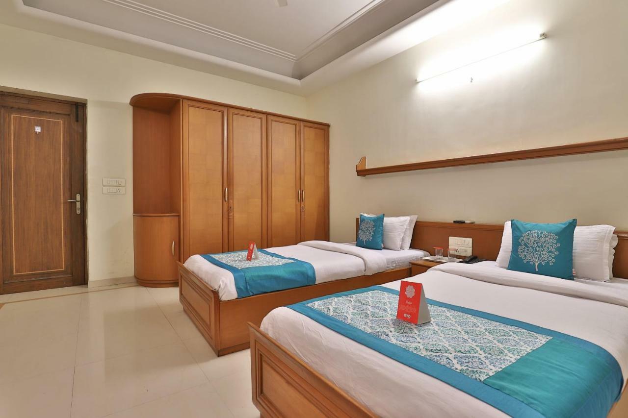 Oyo 8949 Atman Bungalows Ahmadabad Zewnętrze zdjęcie