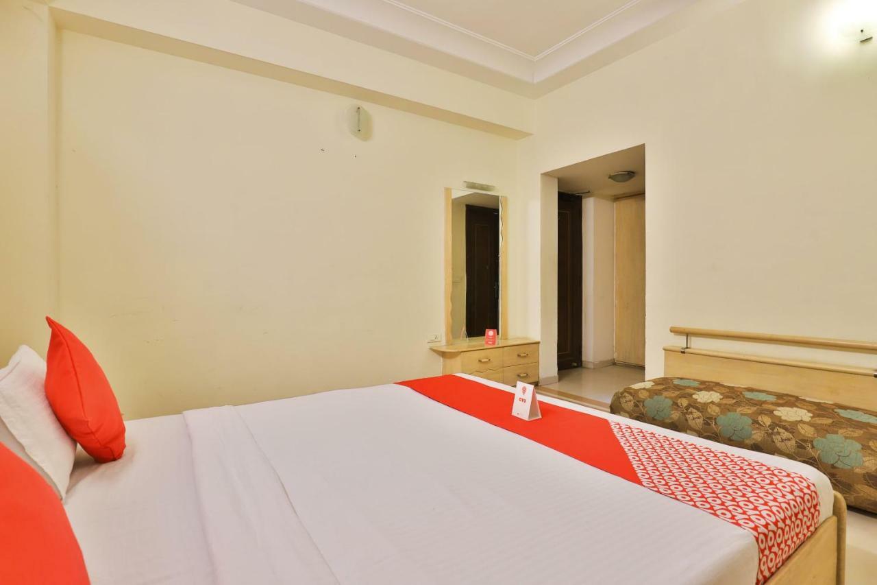 Oyo 8949 Atman Bungalows Ahmadabad Zewnętrze zdjęcie