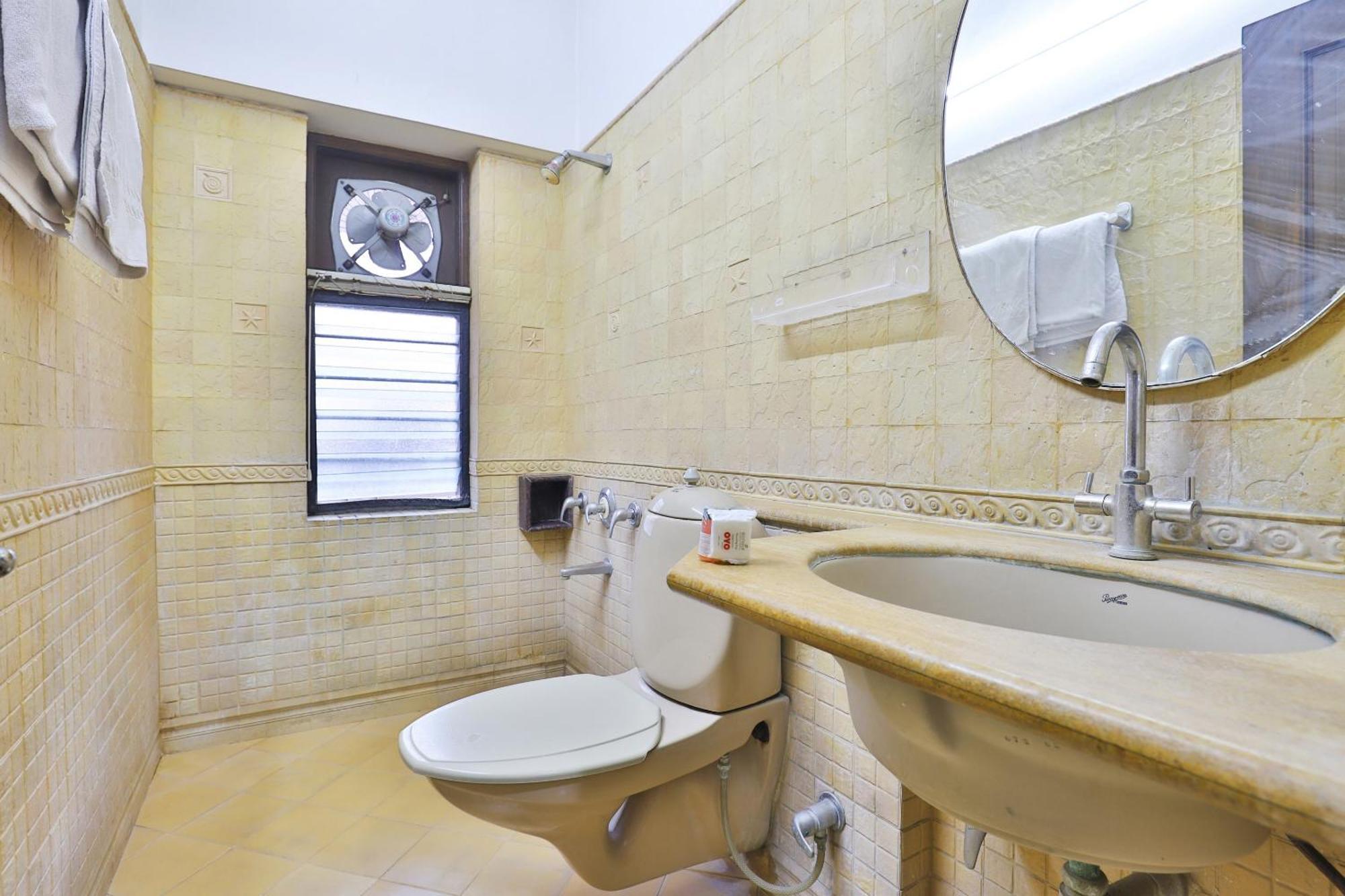 Oyo 8949 Atman Bungalows Ahmadabad Zewnętrze zdjęcie