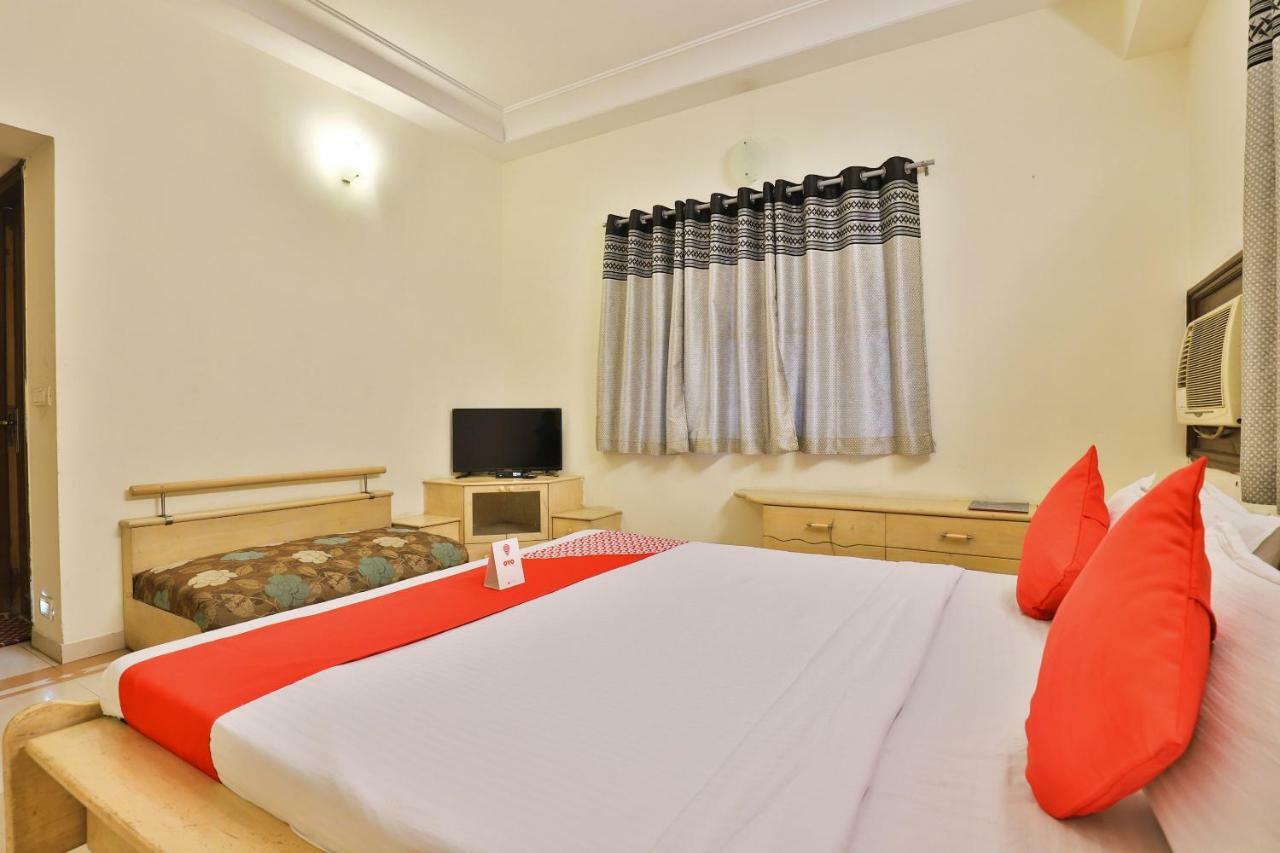 Oyo 8949 Atman Bungalows Ahmadabad Zewnętrze zdjęcie