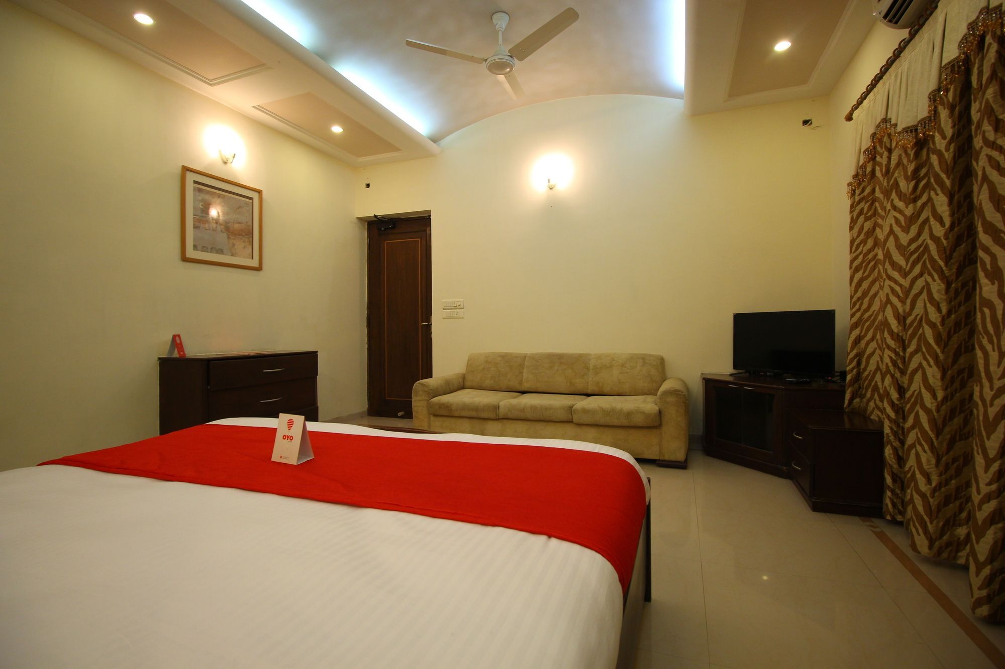 Oyo 8949 Atman Bungalows Ahmadabad Zewnętrze zdjęcie