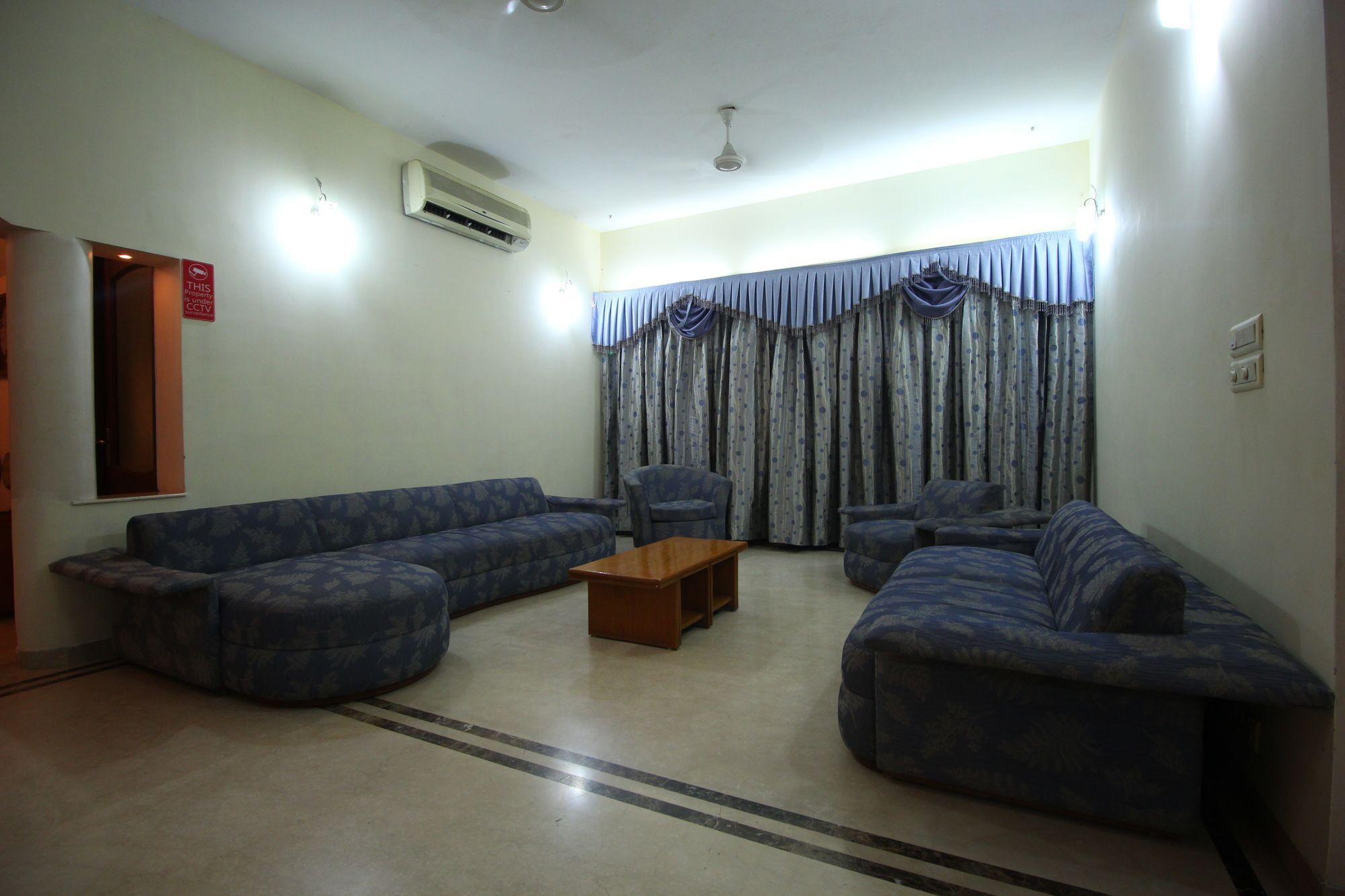 Oyo 8949 Atman Bungalows Ahmadabad Zewnętrze zdjęcie