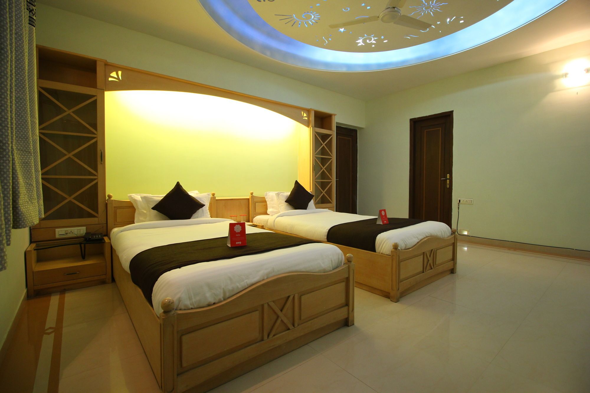 Oyo 8949 Atman Bungalows Ahmadabad Zewnętrze zdjęcie