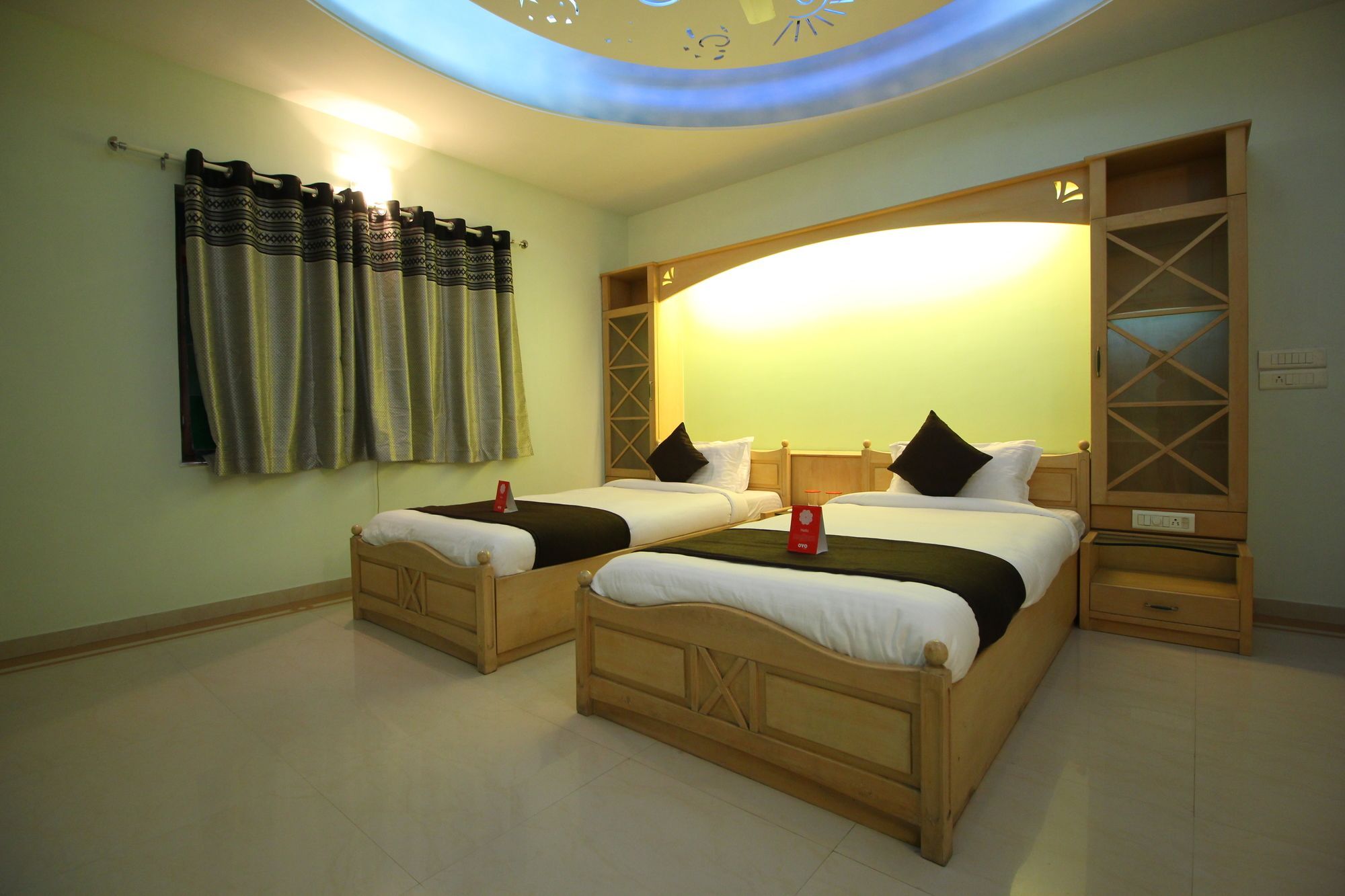 Oyo 8949 Atman Bungalows Ahmadabad Zewnętrze zdjęcie